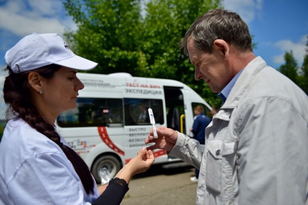  Фото: http://aids38.ru