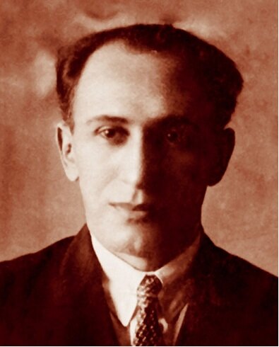 Михаил Кумаритов