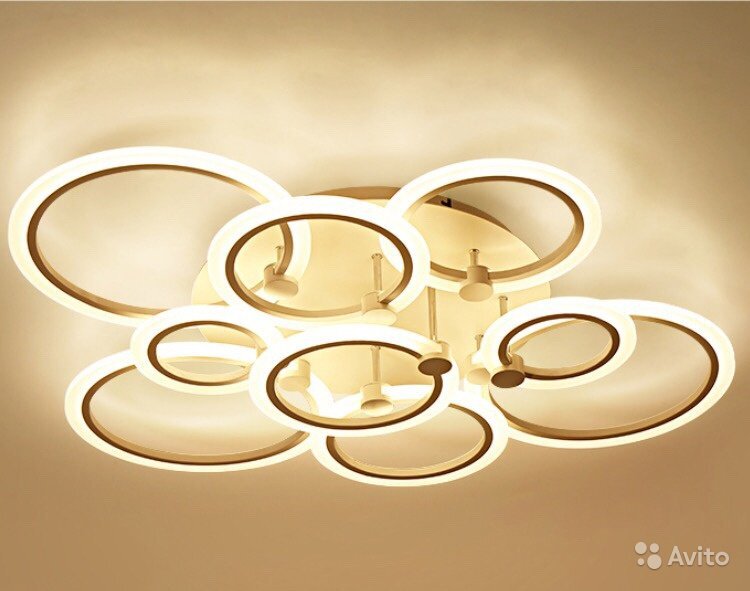 Необычная и современная) смотрится очень эффектно.