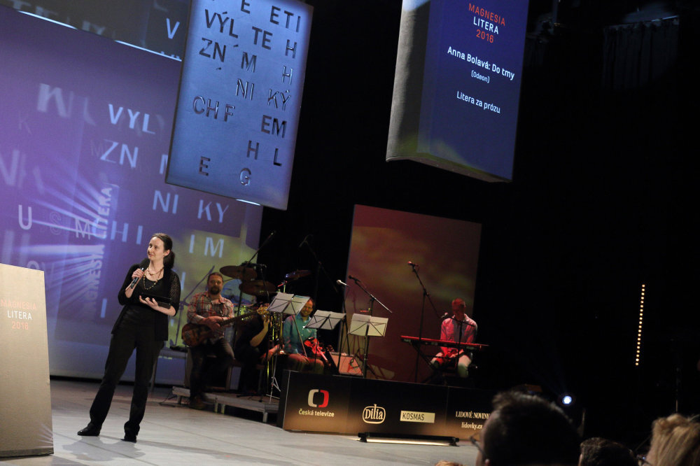 Анна Болава на церемонии вручения премии Magnesia Litera. Foto: ihned.cz
