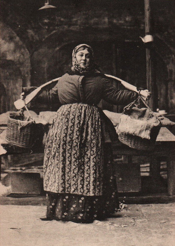 Вера Пашенная (Грибунина) в роли Квашни в пьесе Максима Горького «На дне­». 1906 год