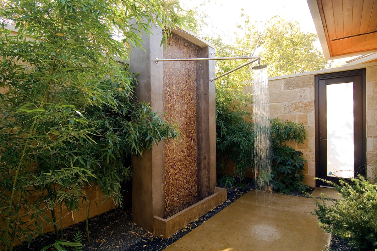 Как собственноручно сделать летний душ для проведения водных процедур на даче
