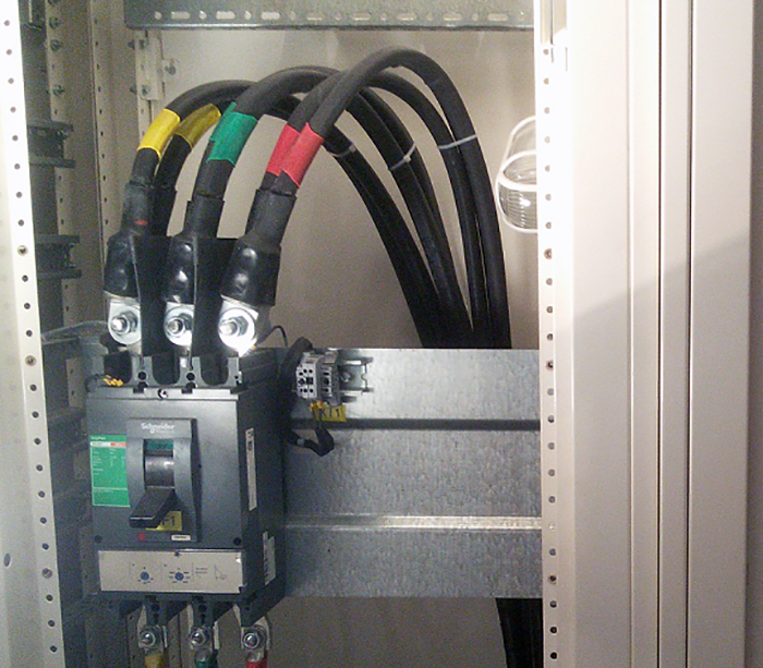 Вот как рассказать потенциальным заказчикам, что мы не просто можем построить вводно-распределительное устройство, но и спроектировать его в полном соответствии с требованиями и условиями на площадке заказчика, что позволит ему обеспечить электропитание потребителей по всем трем классам в пределах одного объекта.