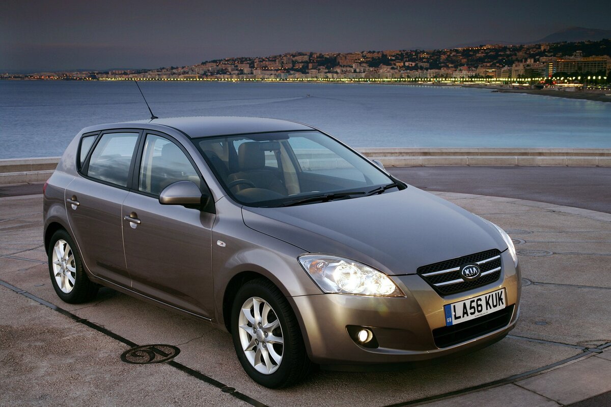 Kia Ceed 2008 С…СЌС‚С‡Р±РµРє