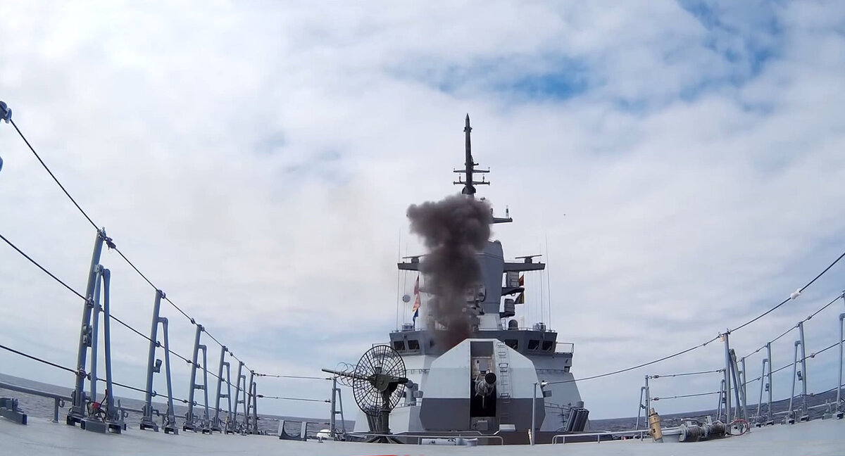 Пуск ракеты ЗРК "Редут", картинка с сайта http://militaryrussia.ru