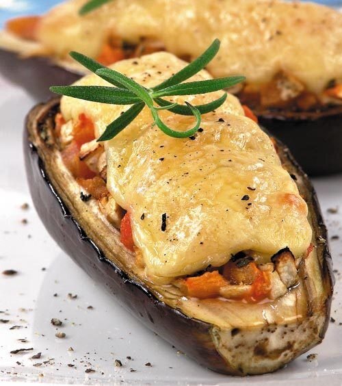 Баклажаны запеченные с тунцом