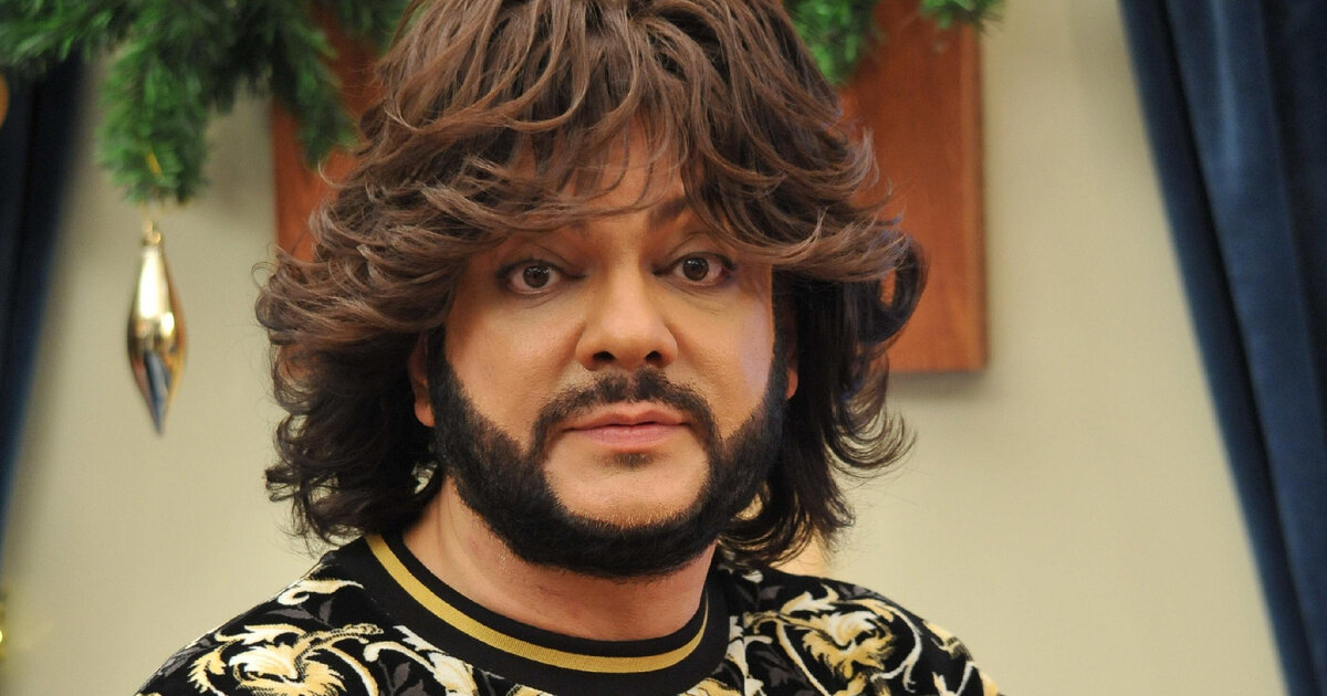 Например, Киркоров настолько непредсказуем, что может менять свои прически несколько раз в год