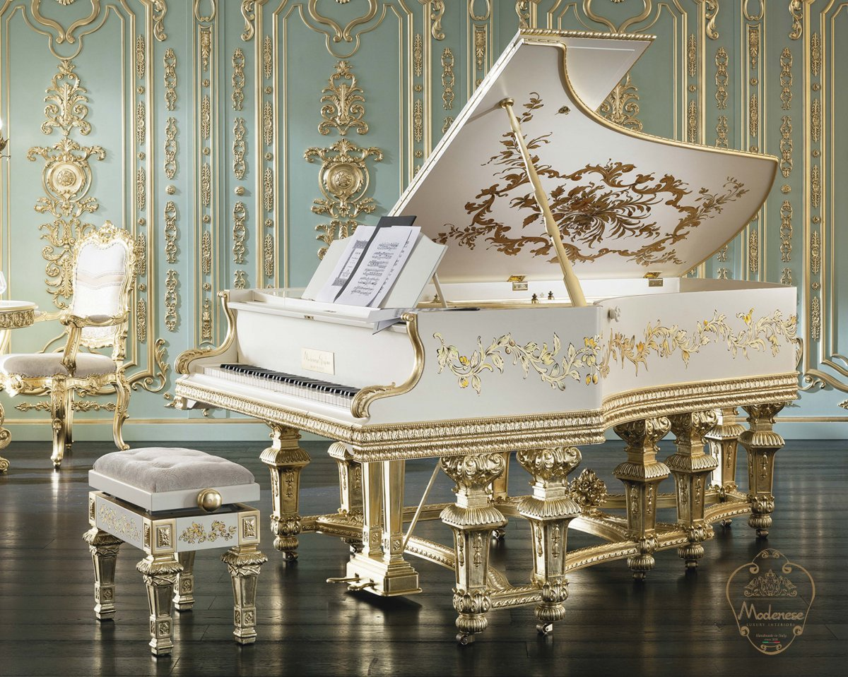 Фото рояля. Королевский рояль. Classic Grand Piano. Рояль Барокко. Пианино в стиле Барокко.