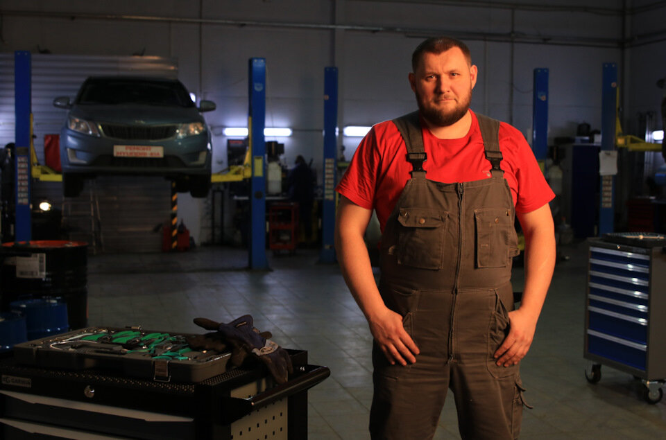 Руководитель сети автосервисов «Корея Экспресс», ведущий YouTube-канала «Сапсан-АВТО» Владимир Труфанов