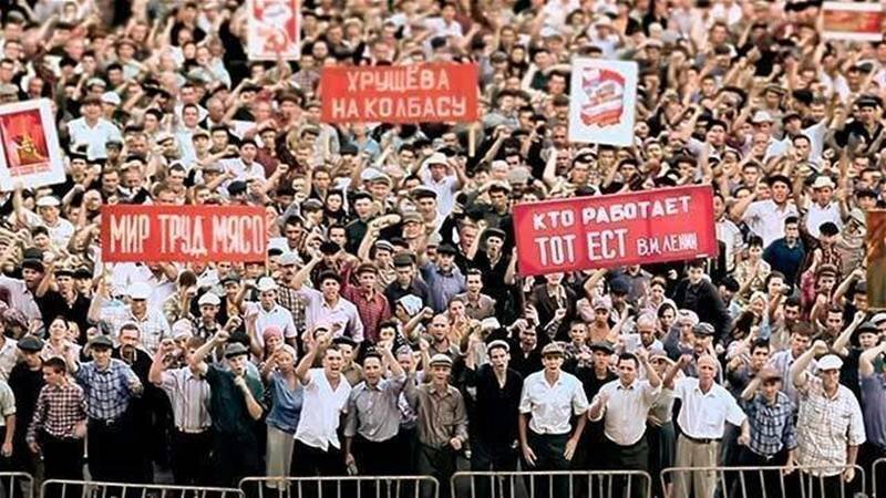 https://donday-novocherkassk.ru/v-novocherkasske-snimut-film-pro-rasstrel-mirnoy-demonstracii-1962-goda.html