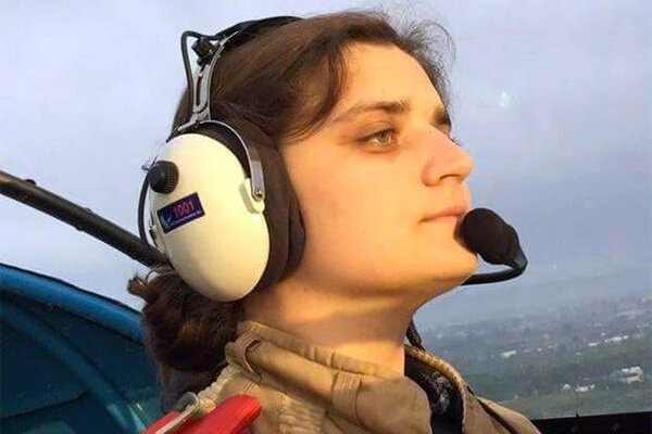    Маша и Даша идут на войну