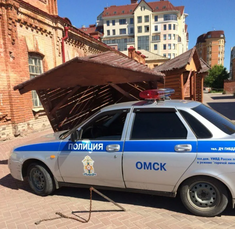 Полиция омск. Машина ДПС. Машина "полиция". Полицейская машина ДПС. Машины полиции России.