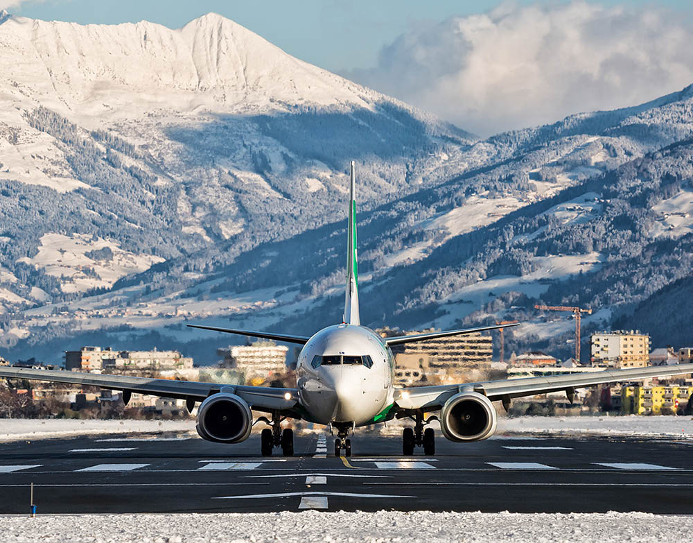 Взлетная полоса