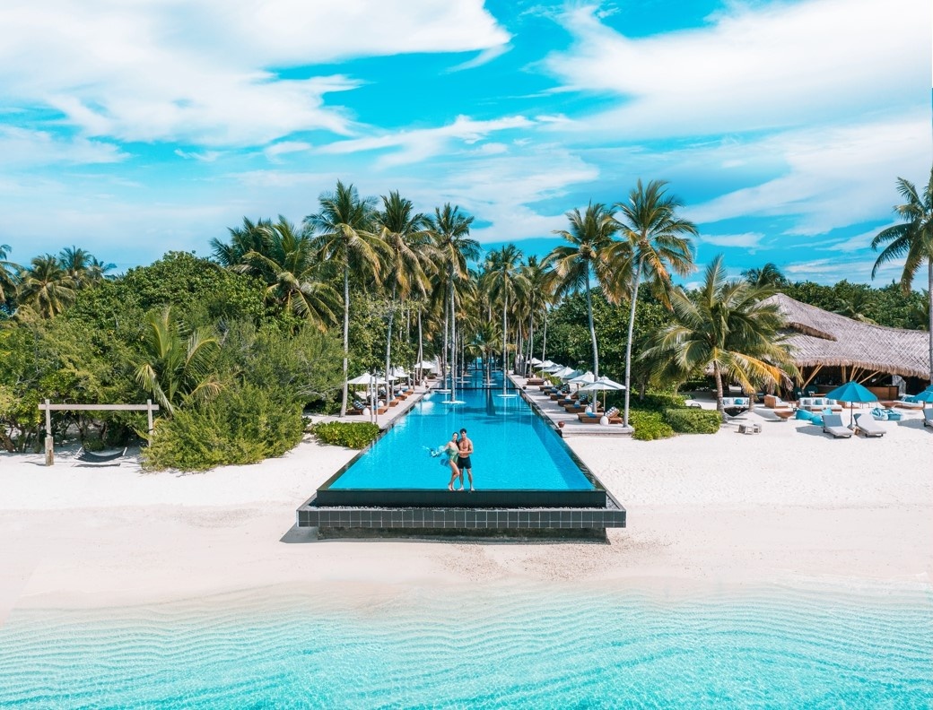 Отель Fairmont Maldives Sirru Fen Fushi
