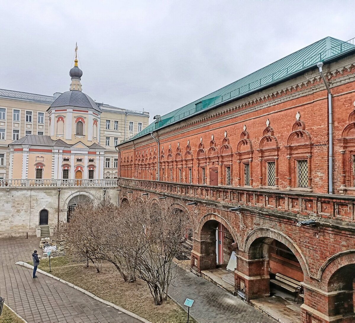 петровский монастырь москва