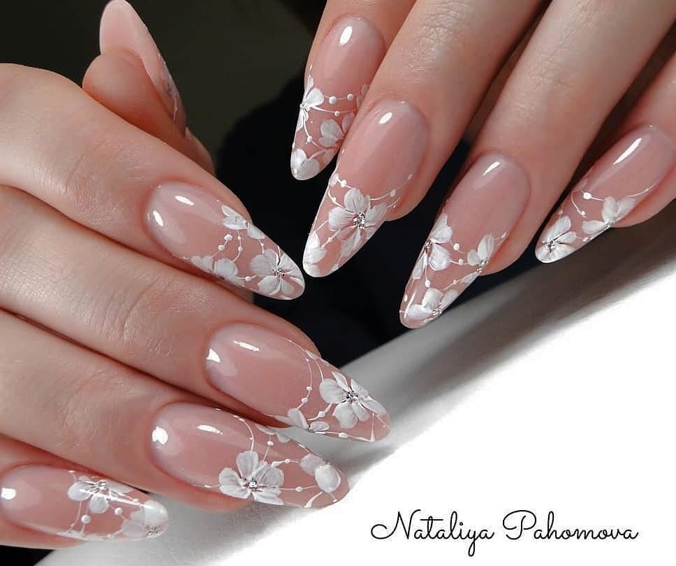 instagram.com/pahomova_nogti