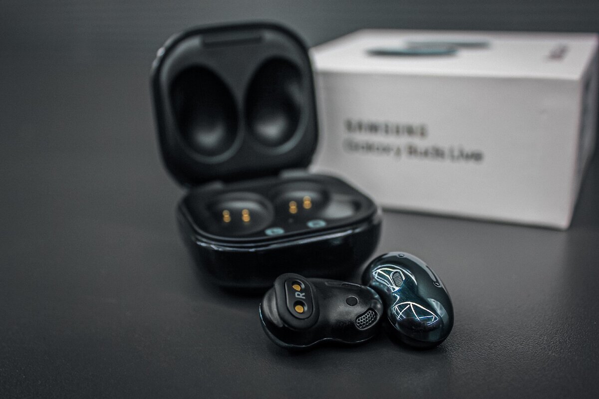 Галакси бадс лайв. Samsung Galaxy Buds Live. Наушники самсунг Buds Live. Samsung Galaxy Buds лайв. Samsung Galaxy Buds Live 2.