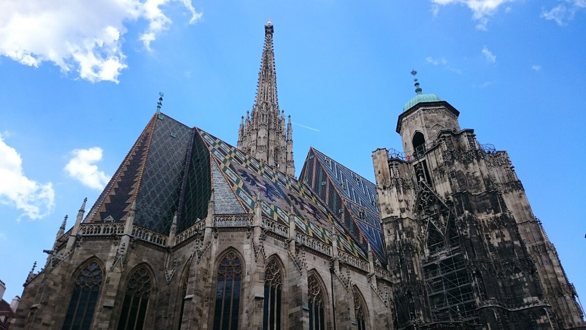 Собор Святого Стефана в Вене (Stephansdom или просто Steffl) 