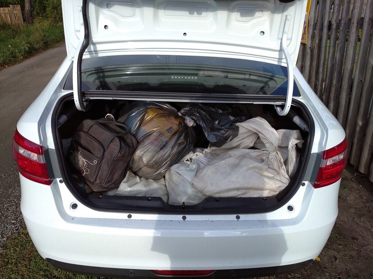 Лада-Веста и дача