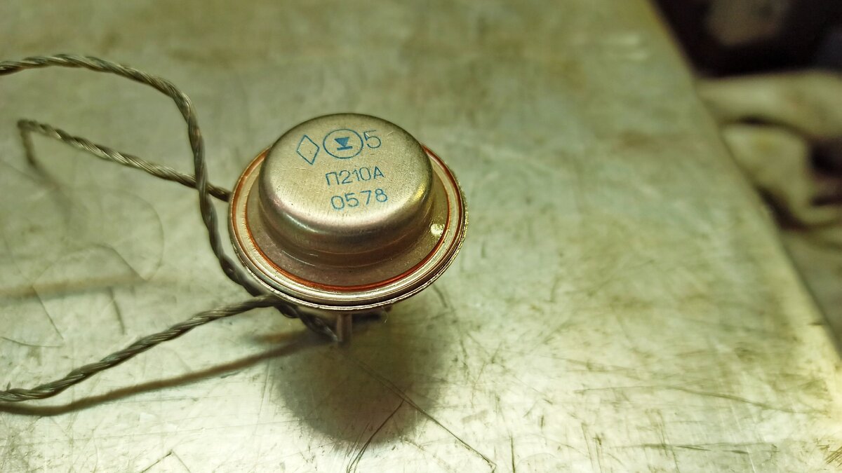 Куча радиодеталей. Что с ними можно сделать?Продать? | Александр | Дзен