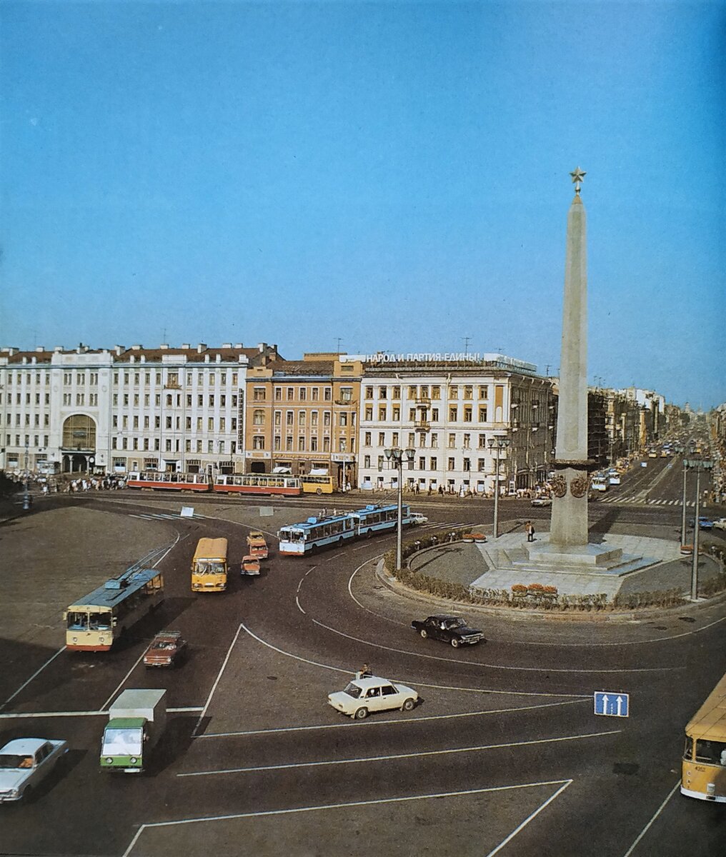 Спб 1987. Площадь Восстания Ленинград. Площадь Восстания 1973. Площадь Восстания 1985 год Ленинград. Площадь Восстания 1980.