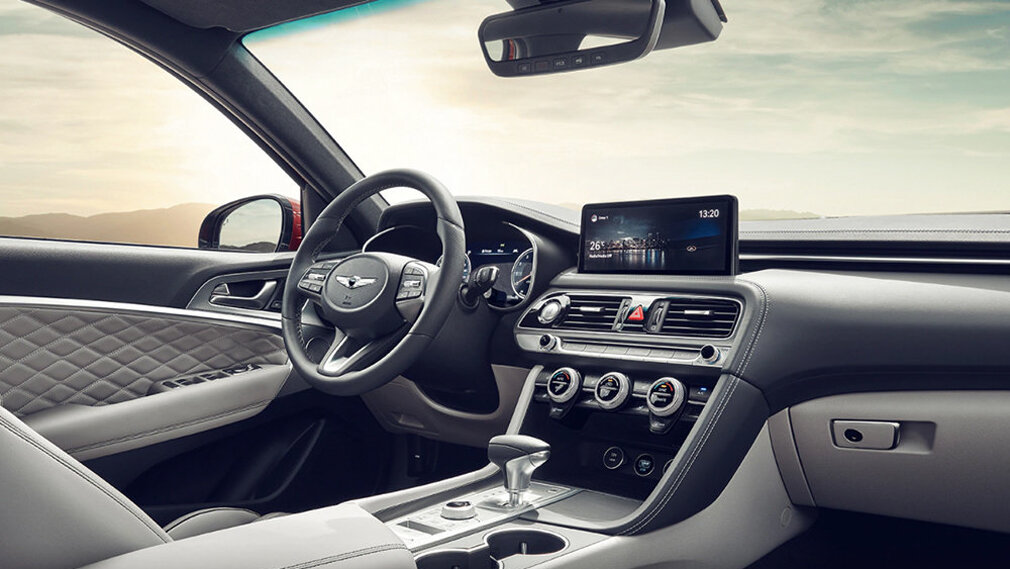 Новый Genesis G70