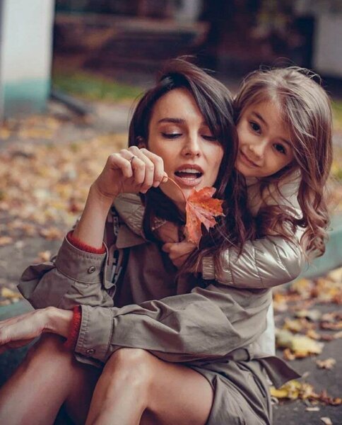 Юлия Зимина с дочерью. Фото: Instagram