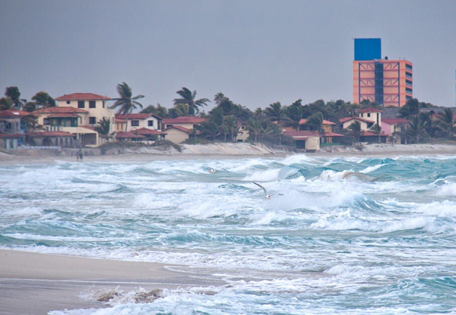 Волны на Варадеро в январе 2018 года