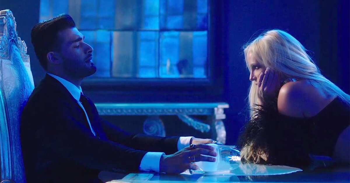 Сэм Асгари и певица Бритни Спирс кадр из видиоклипа