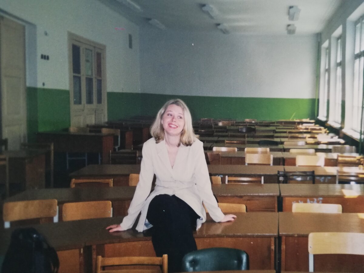 На этом фото мне 22 года. Я вечно голодная из-за диет. Фото автора. 