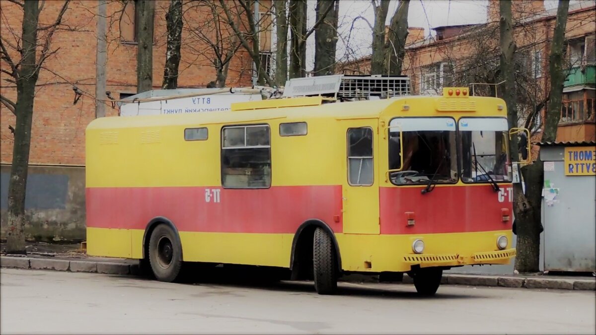 Песочные цвета.