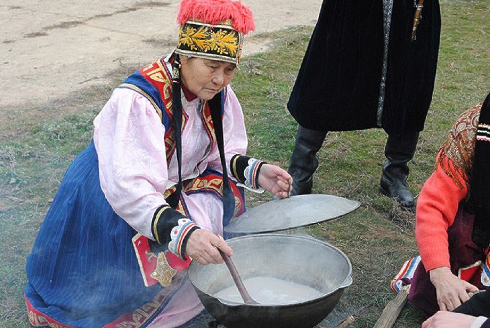 Калмыцкий чай маслом не испортишь