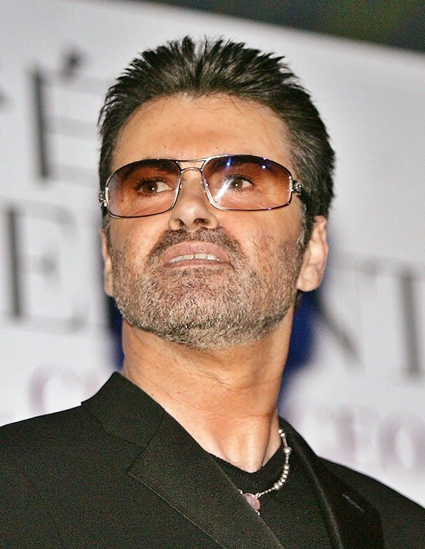 Джордж Майкл - обладатель премии «Грэмми» за лучшее исполнение дуэтом и за лучший альбом года. Источник для фото - Яндекс