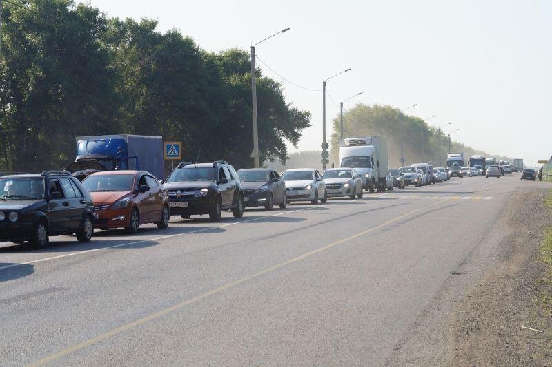 Пробка у Лосево. Фото из открытых источников