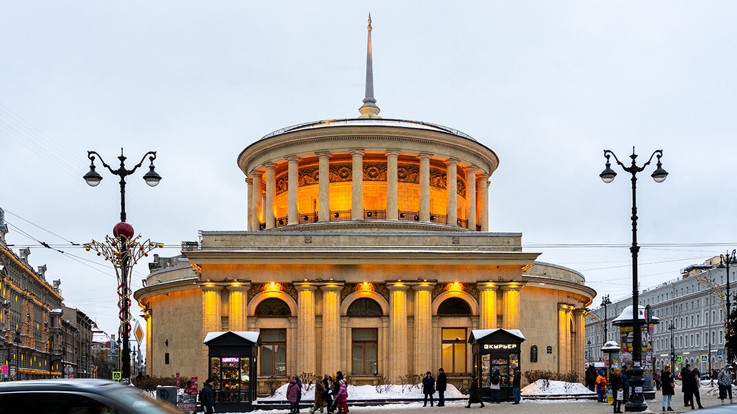 Пешком по городу. Площадь Восстания в Санкт-Петербурге | 4traveler | Дзен