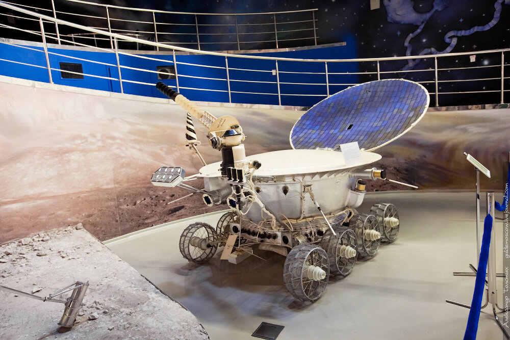 Москва. Тоже из интернета#Калуга  поразила масштабом! Там ощущаешь величие космоса. Собственное существование, как маленькая писчинка в размерах вселенной. Огромные спутники, ракеты.