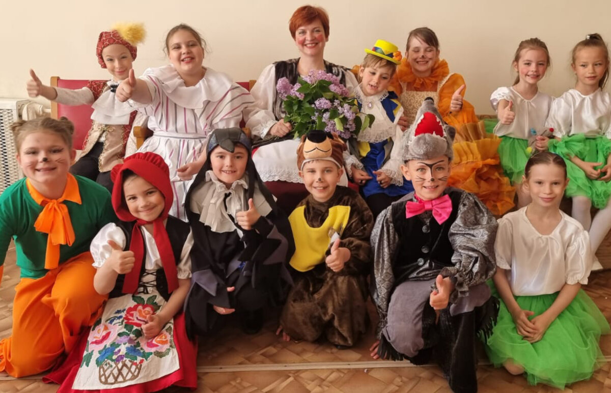 Карнавальные костюмы для взрослых в детский сад купить - slep-kostroma.ru