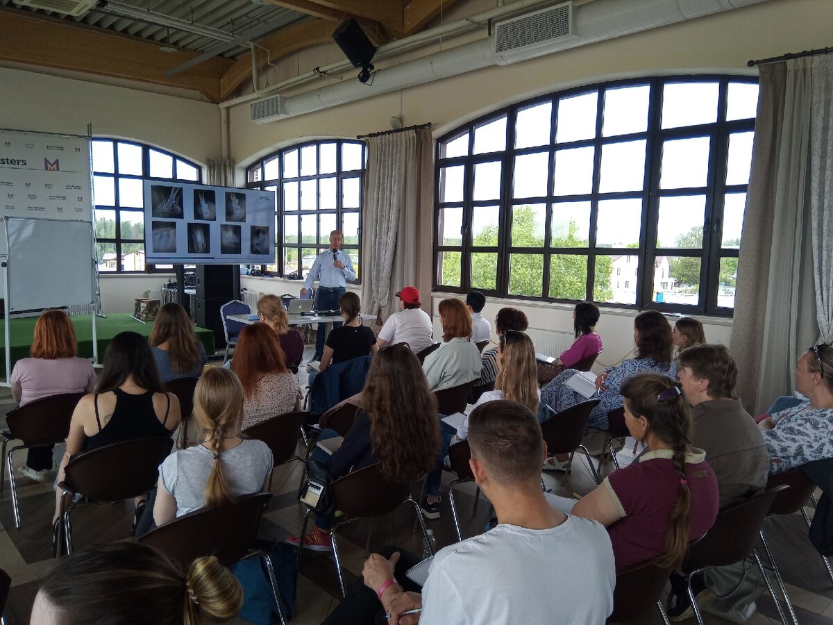 Михаил СУЧКОВ открывает семинар в MAXIMA VET, 11-06-2022