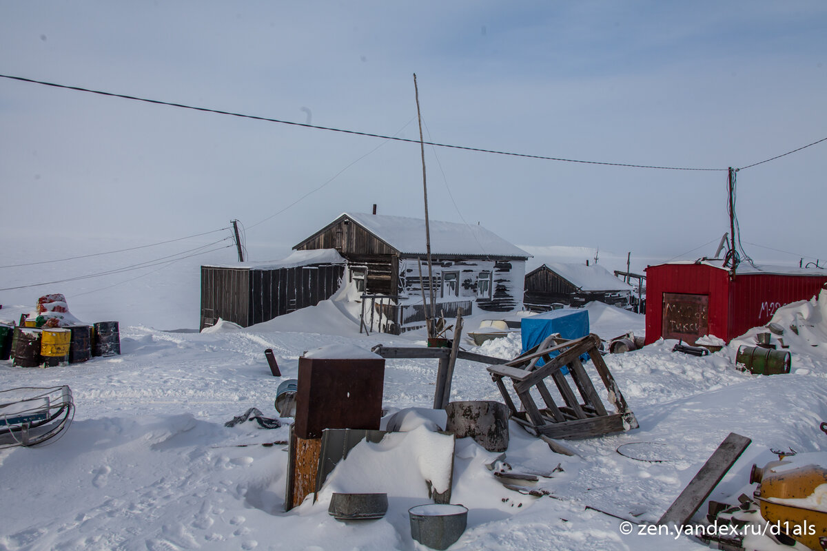 Один в ледяном безмолвии. "Метеорологический суверенитет" или в каких условиях зимуют на полярной станции в Арктике?