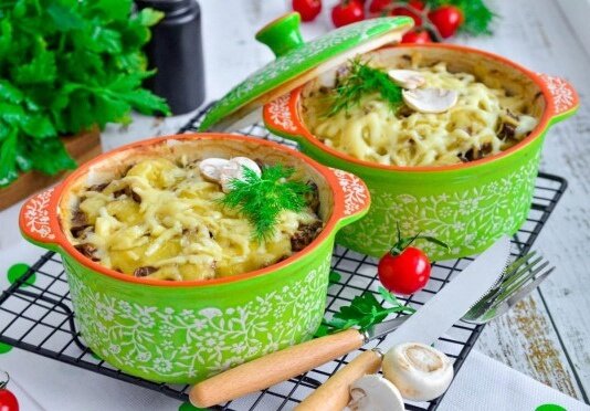 Мясо в горшочках с картошкой: пошаговый рецепт сытного блюда