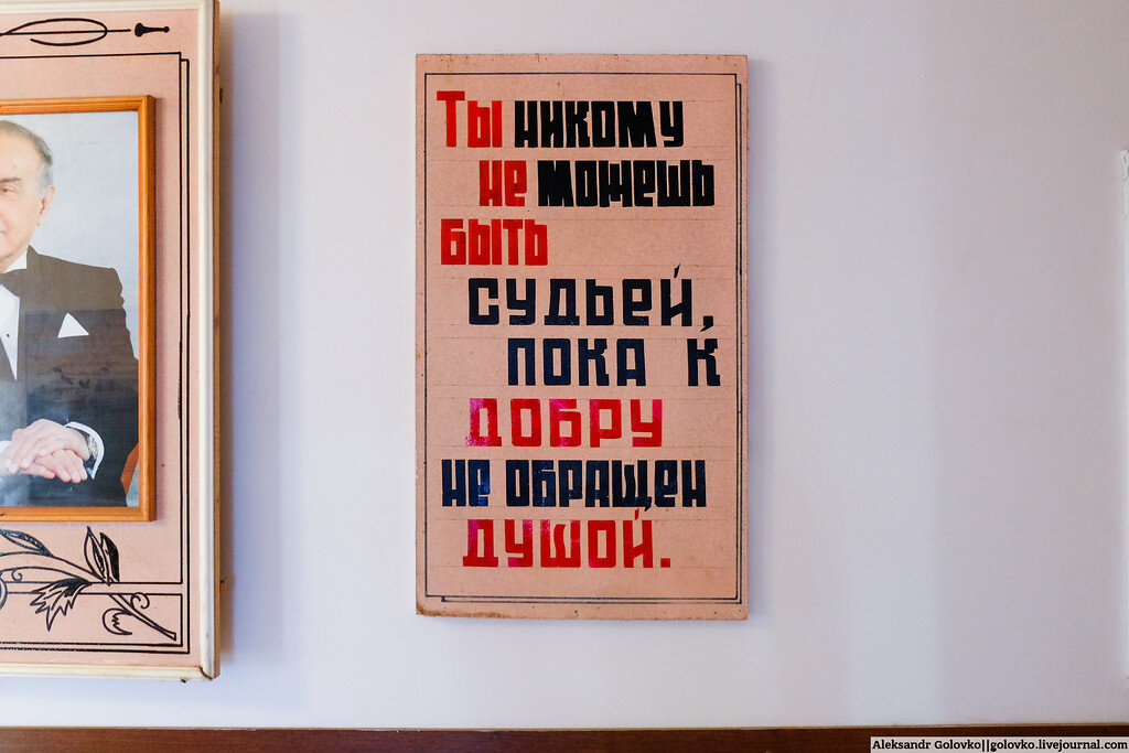 12.

