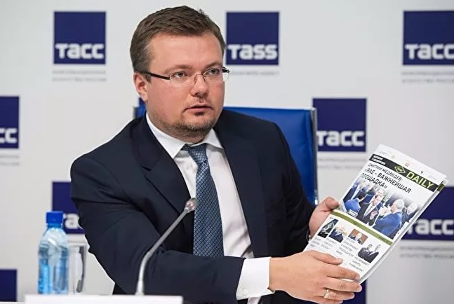 Заместитель руководителя Управления общественных проектов Администрации Президента Алексей Жарич называется одним из интересантов деятельности "группы мип"