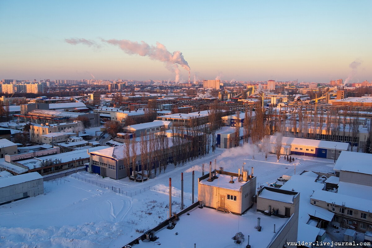 Эстетика воронежских промзон воочию. 

Фото 2. 
