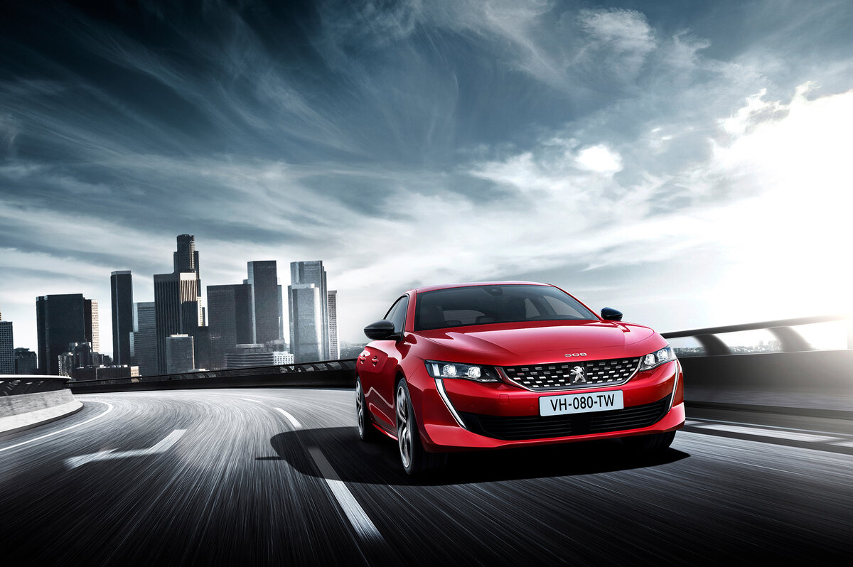 Новый флагман нарисован в стиле известных Пежо 3008 и 5008