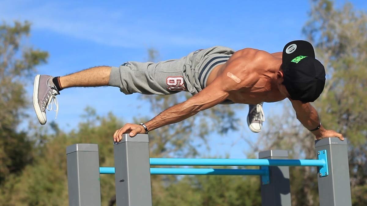 Тренировочный 6 букв. Передний ВИС воркаут. Street Workout стрит воркаут. Перекладина Jumper воркаут. Фулл планш воркаут.