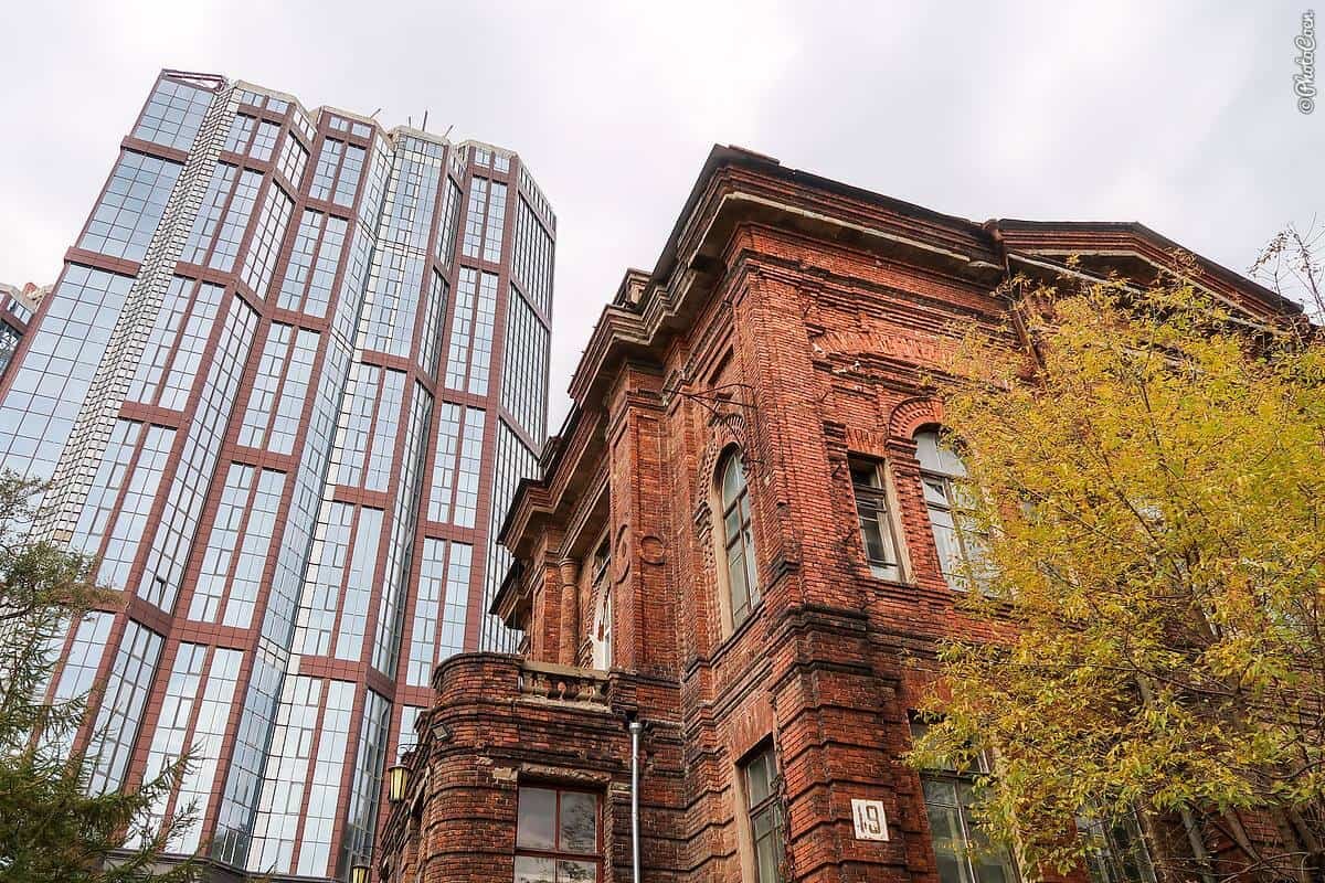 Старый и новый.