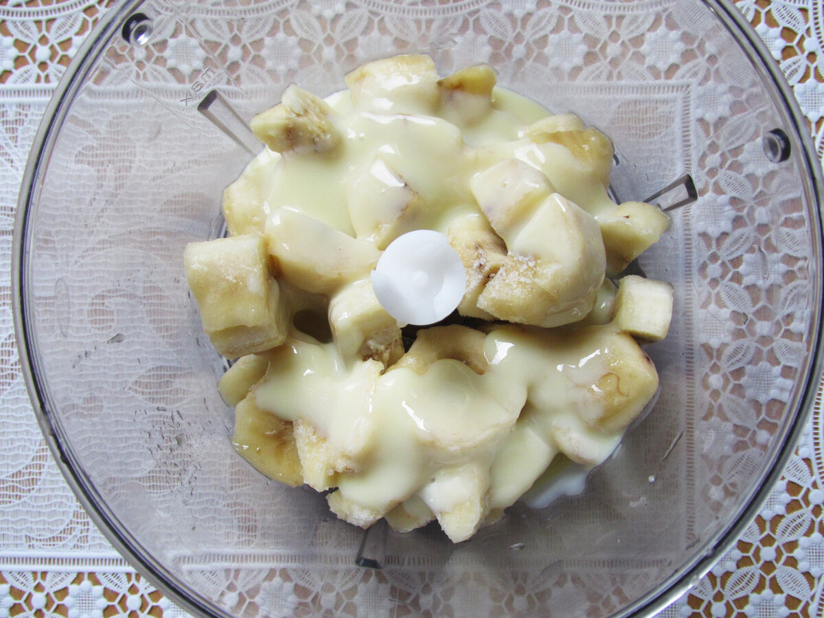 Творог со сгущенкой и бананом