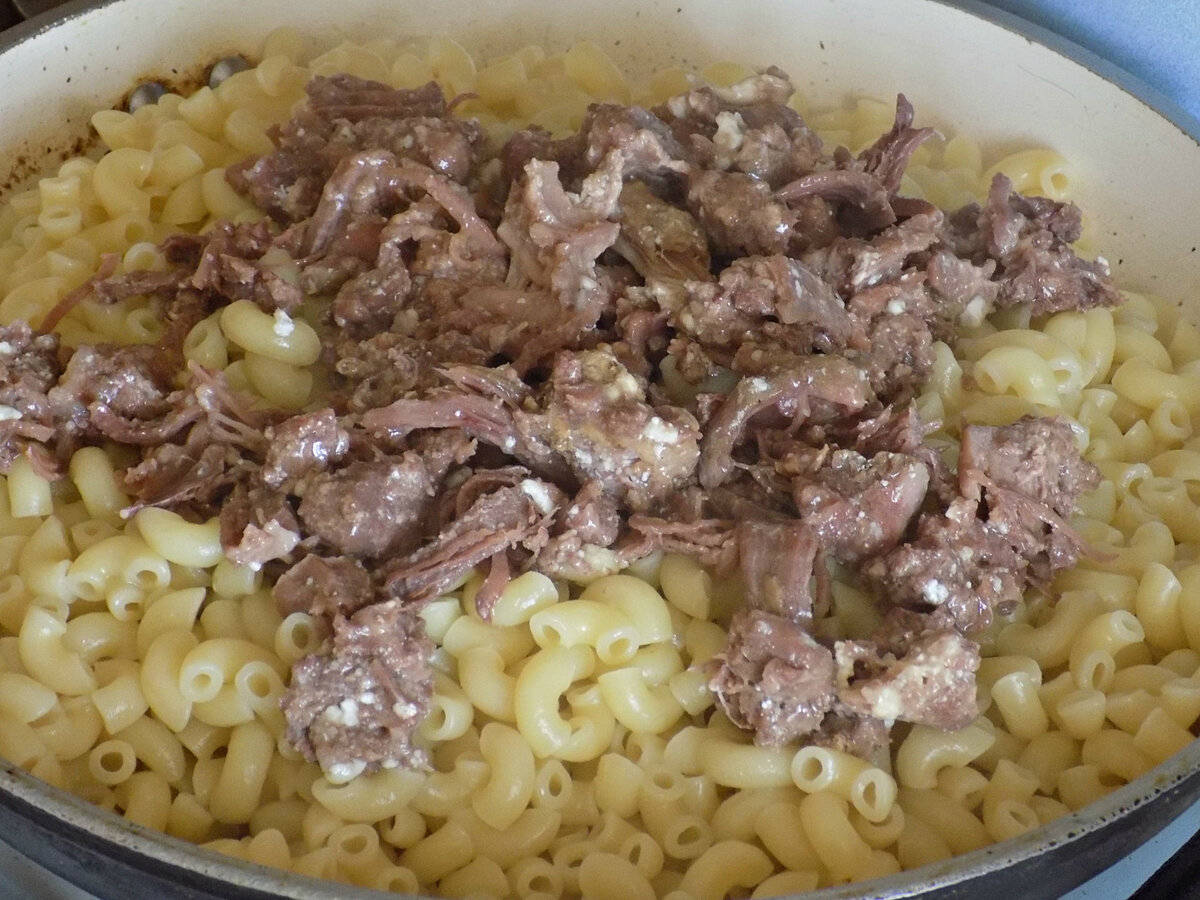 Step-by-step recipe with photos of Pasta with stewed meat - cook with Federici