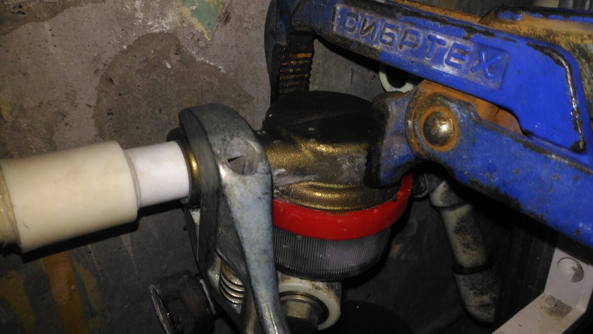 Сэкономим ? Меняем счетчики воды самостоятельно. Фотоинструкция ...