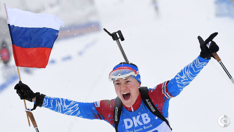 Екатерина Юрлова-Пехт финиширует с российским флагом